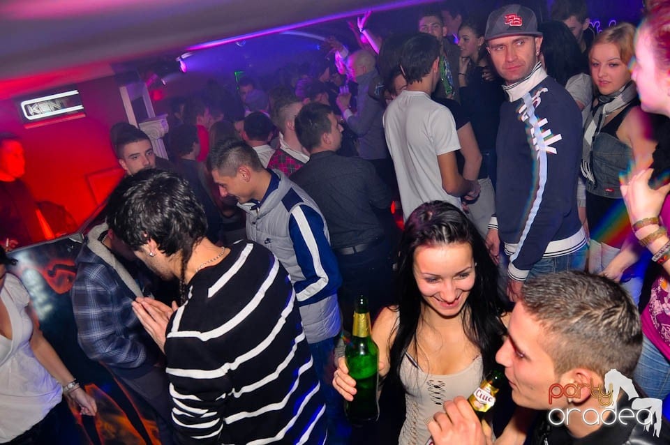 3 Style Night Party în Club Atti's,