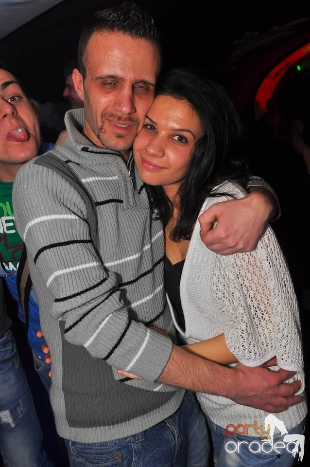 3 Style Night Party în Club Atti's,
