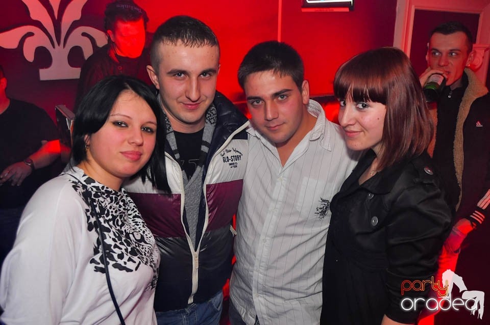 3 Style Night Party în Club Atti's,