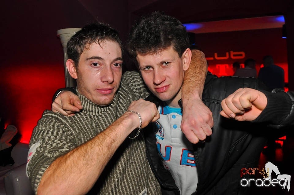 3 Style Night Party în Club Atti's,