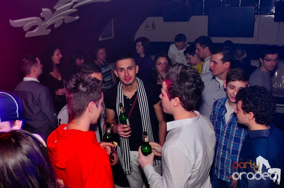 3 Style Night Party în Club Atti's,