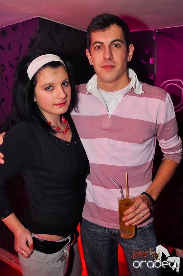 3 Style Night Party în Club Atti's,