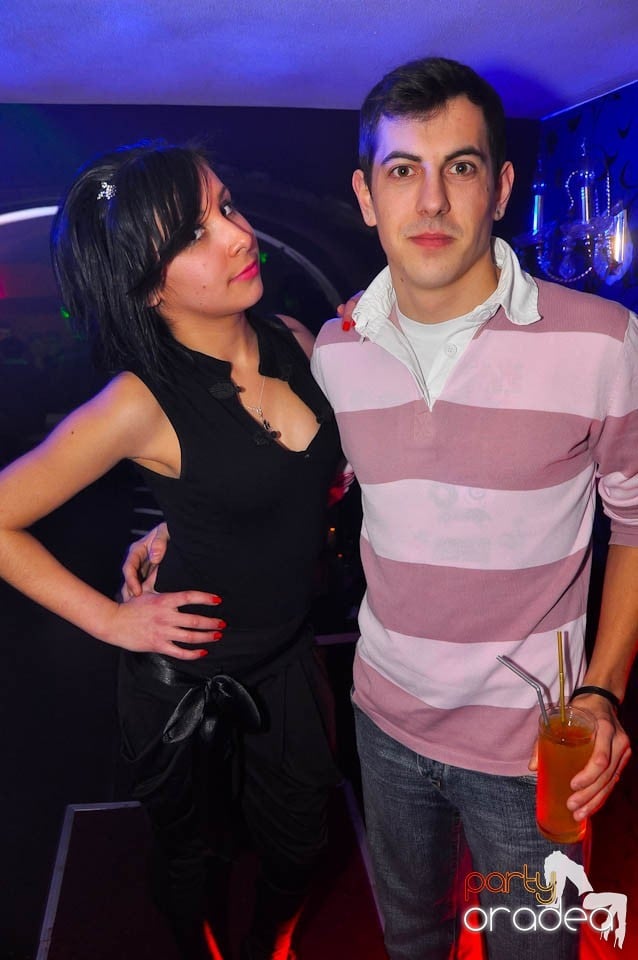 3 Style Night Party în Club Atti's,