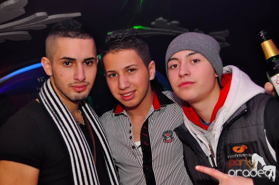 3 Style Night Party în Club Atti's,