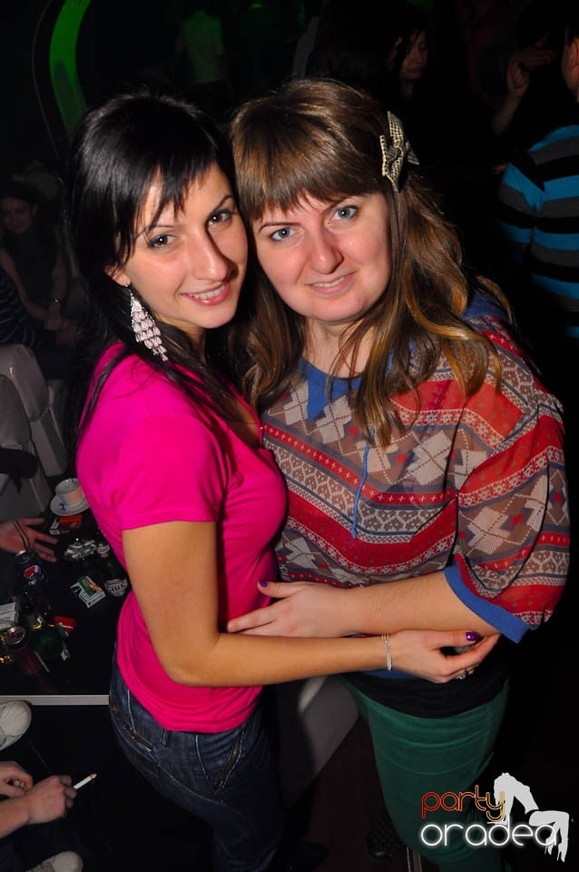 3 Style Night Party în Club Atti's,