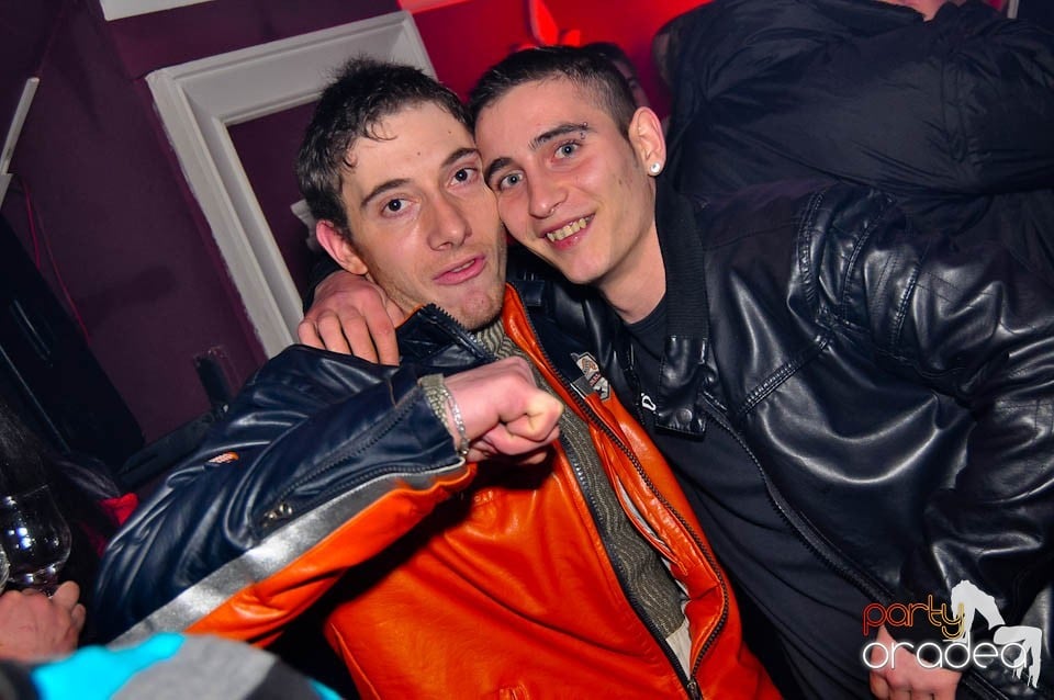 3 Style Night Party în Club Atti's,