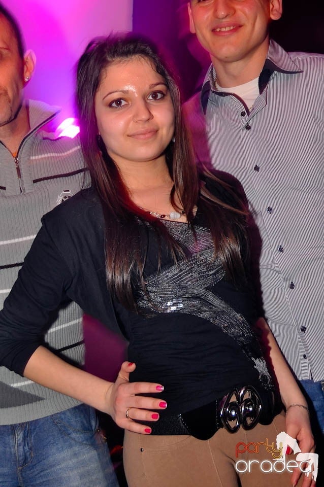 3 Style Night Party în Club Atti's,