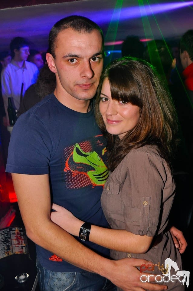 3 Style Night Party în Club Atti's,