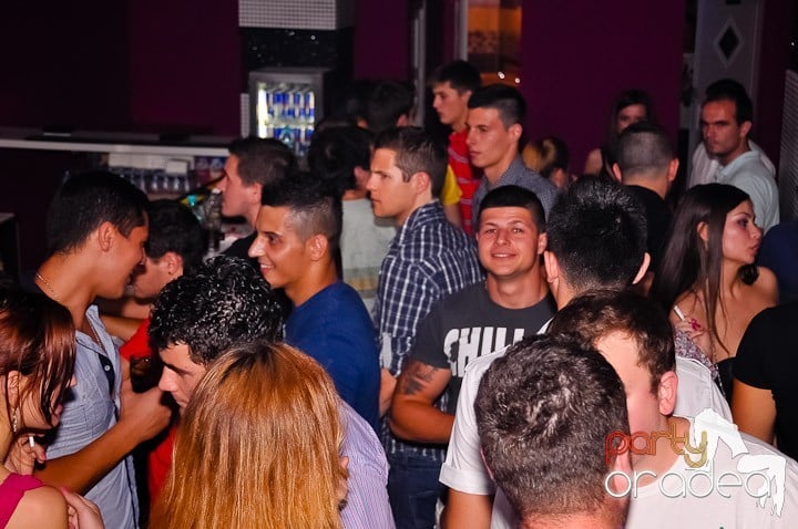 Atmosfera din Cuba vine la Heat Club,