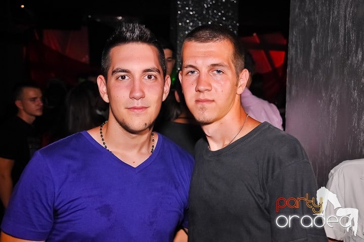 Atmosfera din Cuba vine la Heat Club,