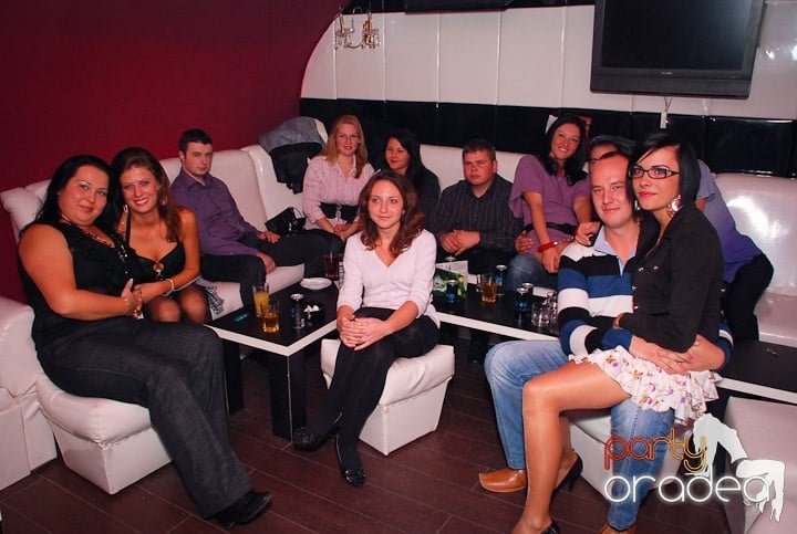 Atti's Club Mega Party, 