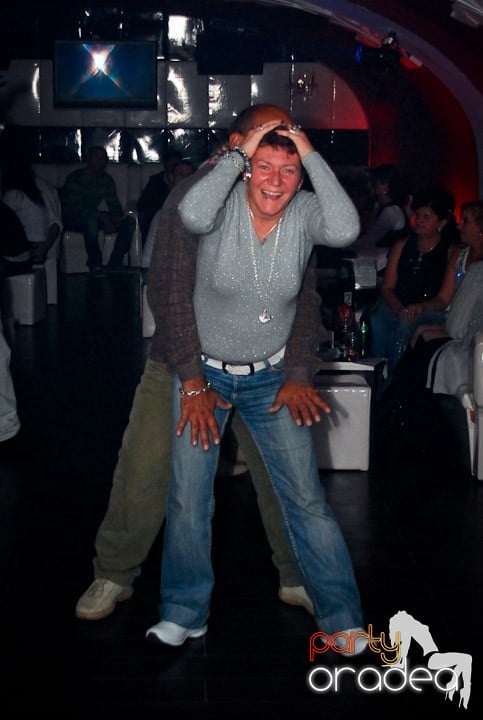 Atti's Club Mega Party, 