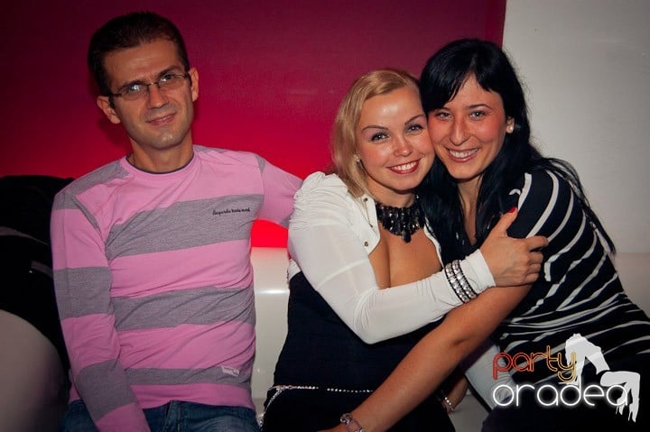 Atti's Club Mega Party, 