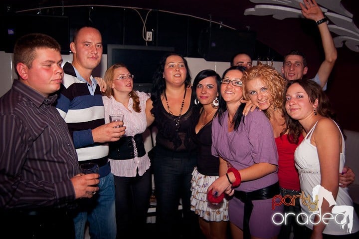 Atti's Club Mega Party,