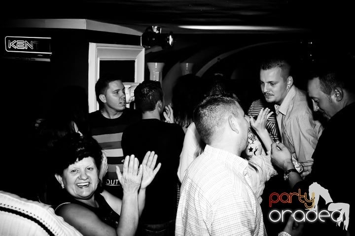 Atti's Club Mega Party, 