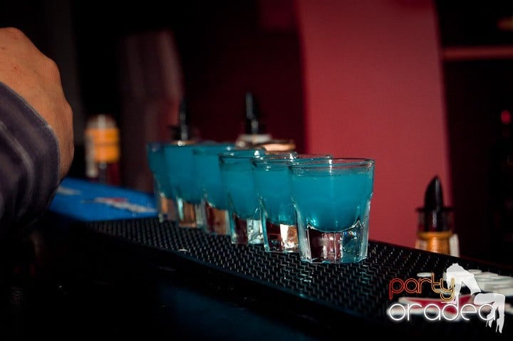 Atti's Club Mega Party,