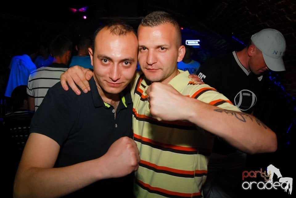 Back 2 Back - Caveman vs. Prody,