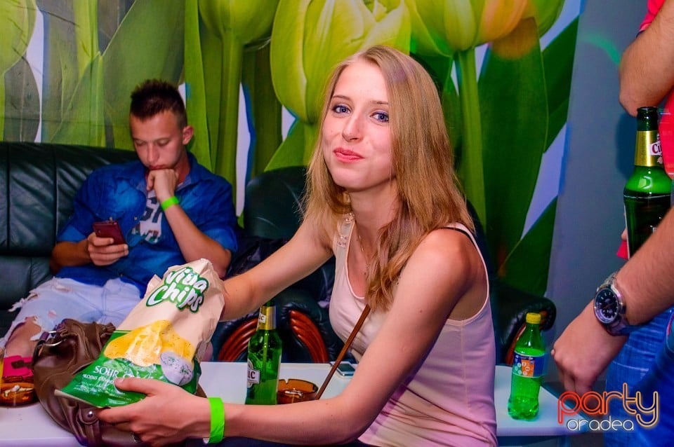 Bad Girls Party, 