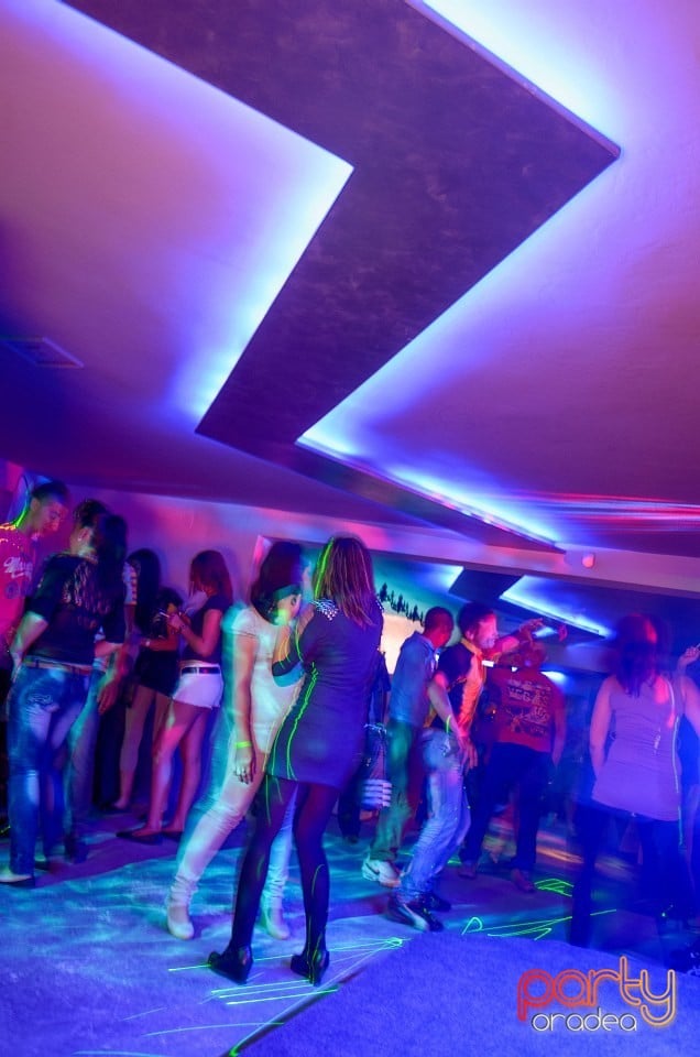 Bad Girls Party, 