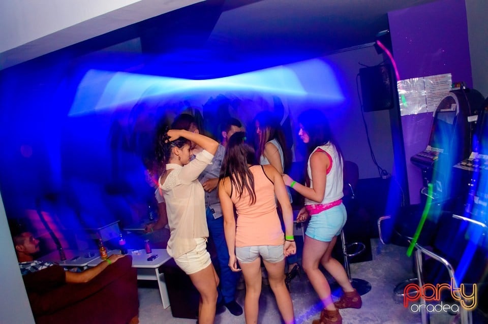 Bad Girls Party, 
