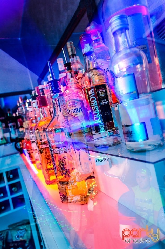 Bad Girls Party, 