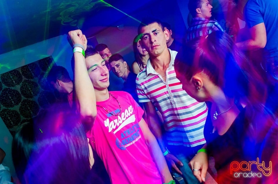 Bad Girls Party, 