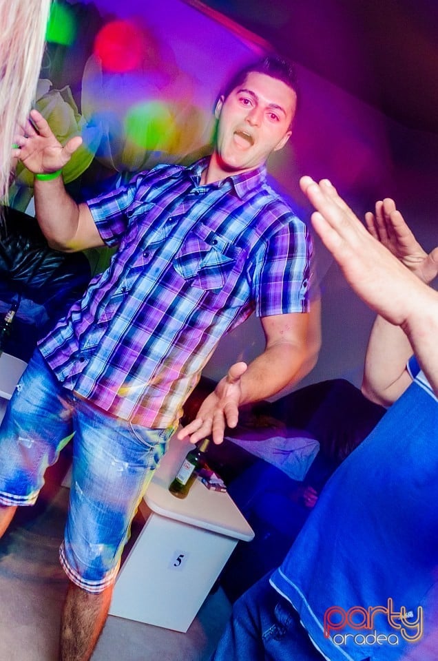 Bad Girls Party, 
