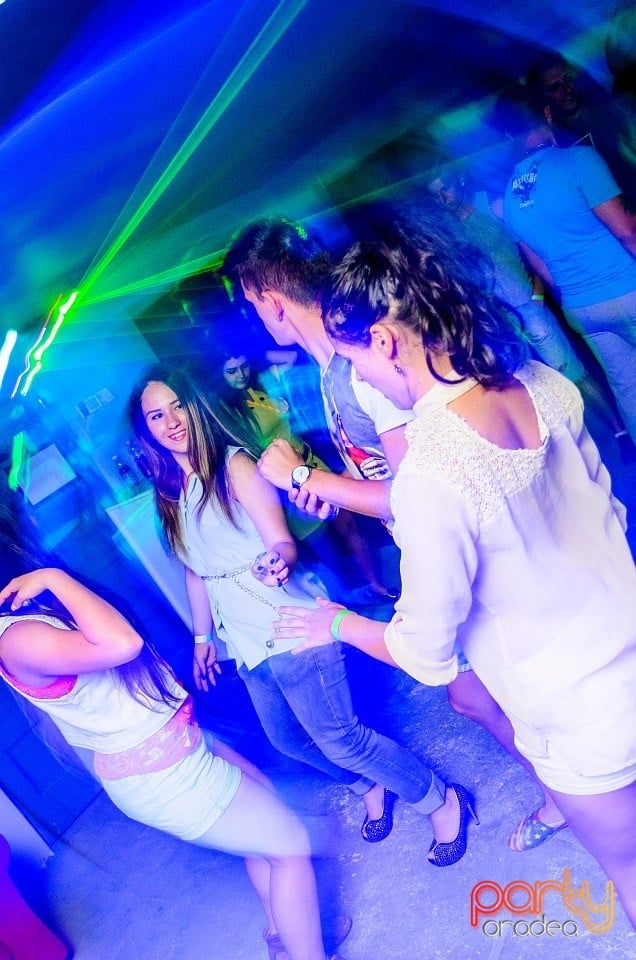 Bad Girls Party, 