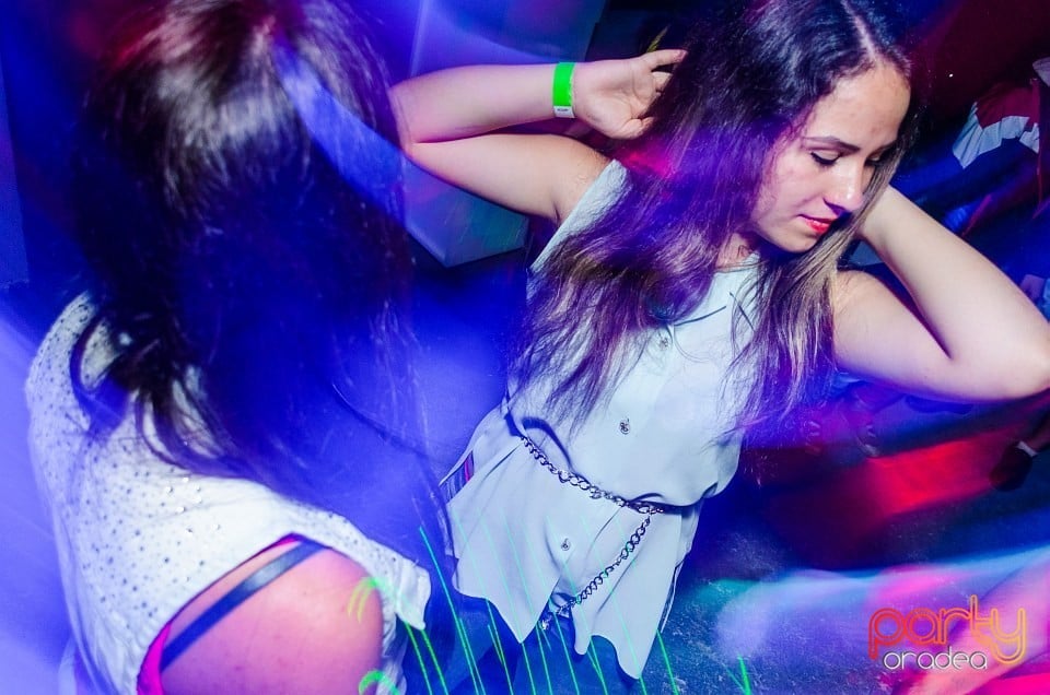 Bad Girls Party, 