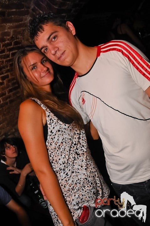 Chef de pomină în Club Escape,