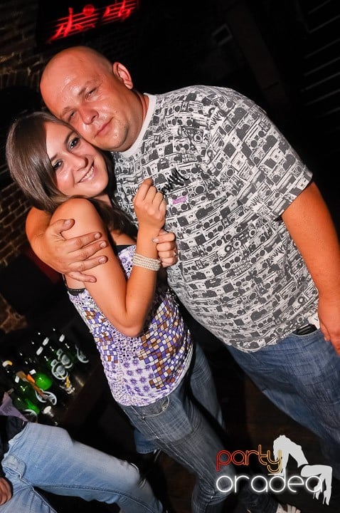 Chef de pomină în Club Escape,