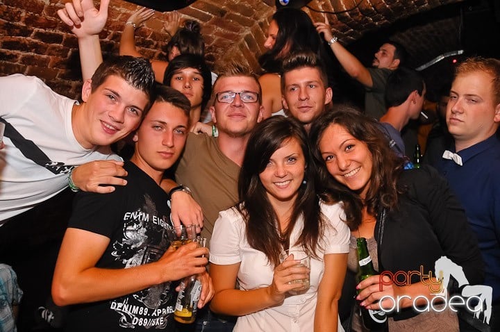 Chef de pomină în Club Escape,