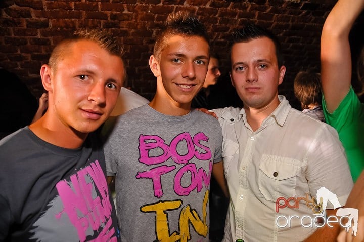Chef de pomină în Club Escape,
