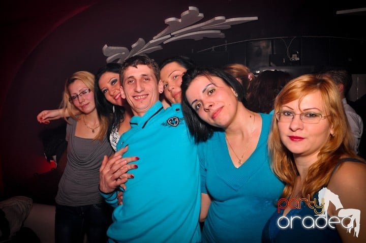 Club Atti's pe ringul de dans, 