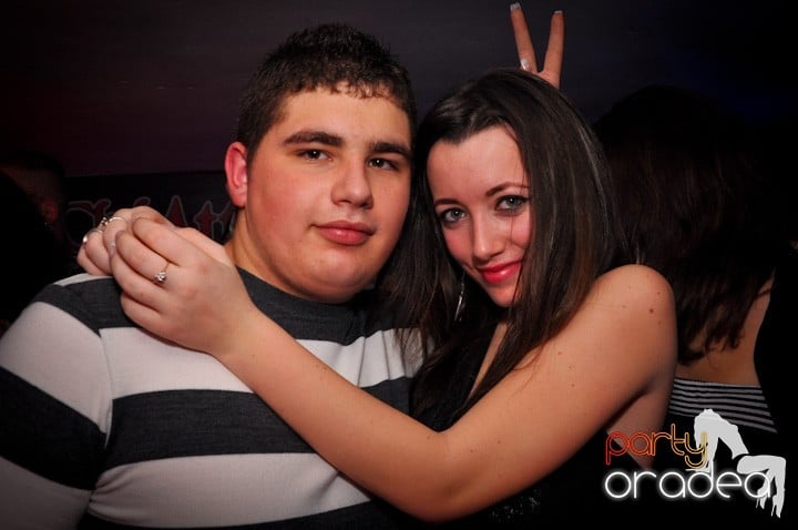 Club Atti's pe ringul de dans, 