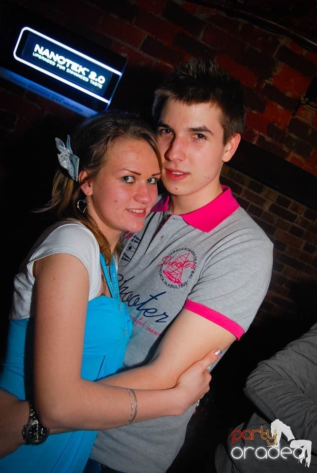 Clubbing în Escape,