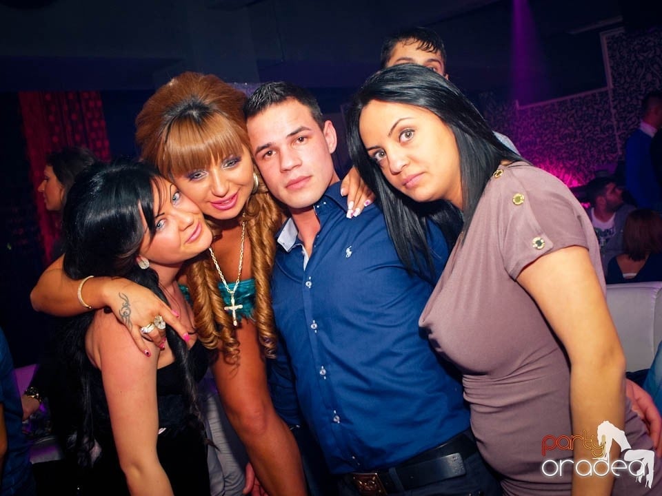Concert Live cu Denisa în Club Life,