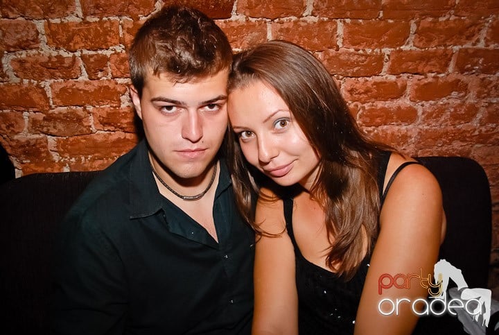 Cum se petrece joi în Escape?,