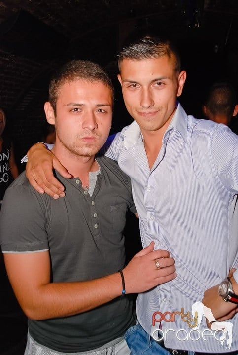 Cum se petrece joi în Escape?,
