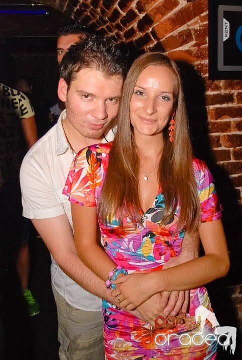 Cum se petrece joi în Escape?, 