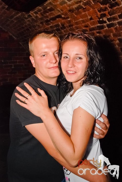 Cum se petrece joi în Escape?, 
