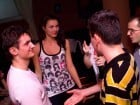 Dans şi distracţie în Chanson