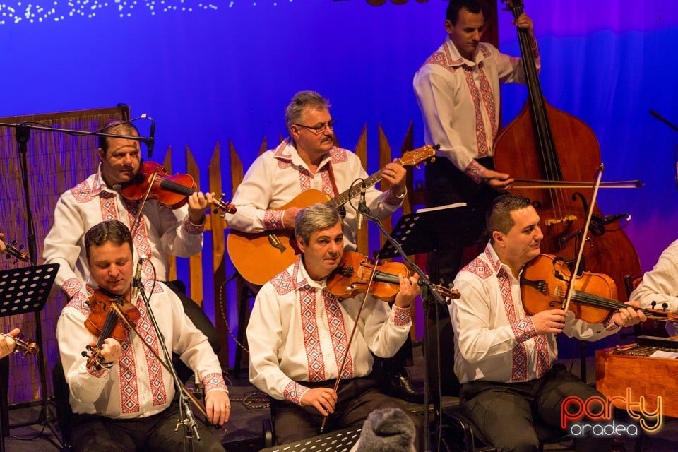 De Sărbători în Bihor, Teatrul Regina Maria