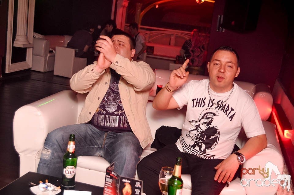 Dessert Band Live în Club Atti's,