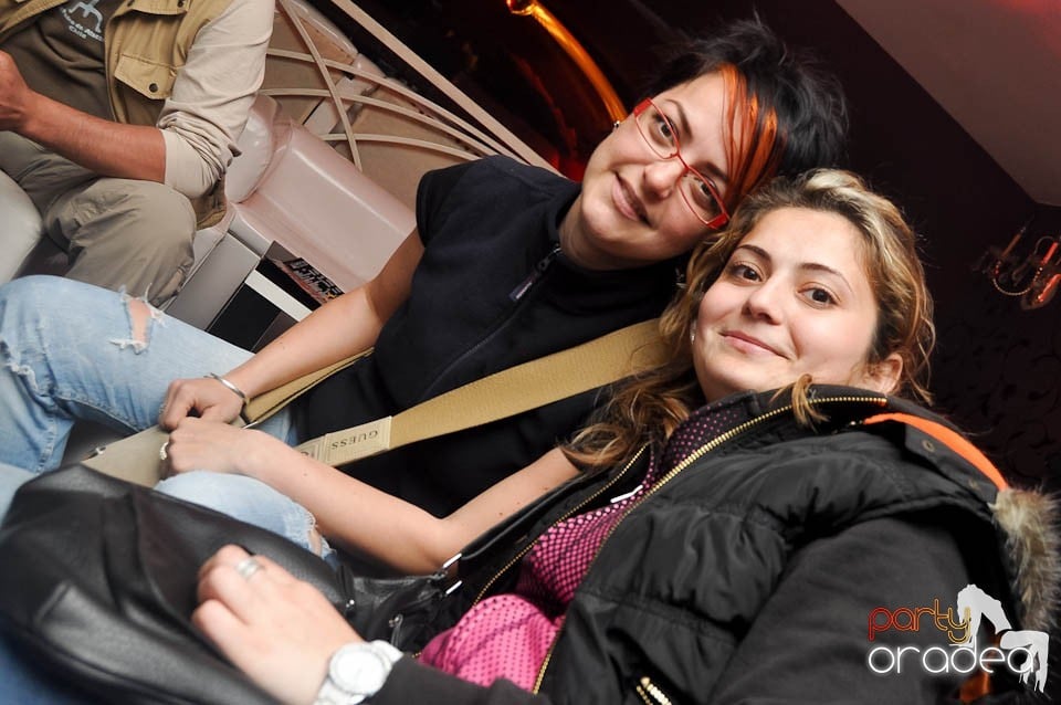 Dessert Band Live în Club Atti's,