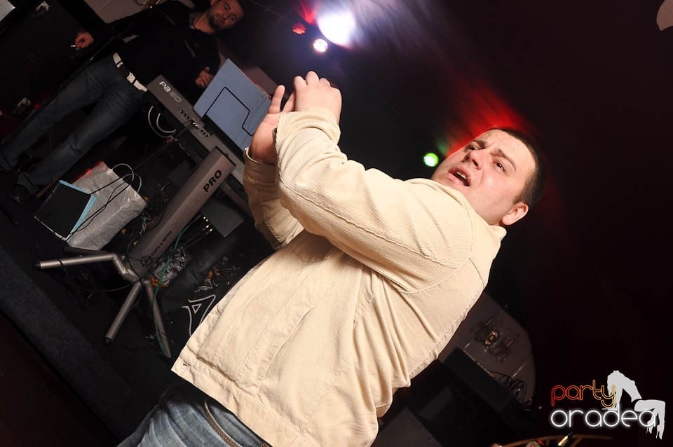 Dessert Band Live în Club Atti's,