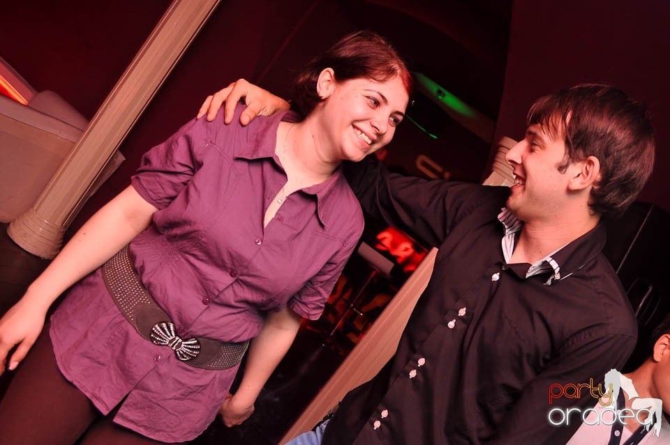 Dessert Band Live în Club Atti's,