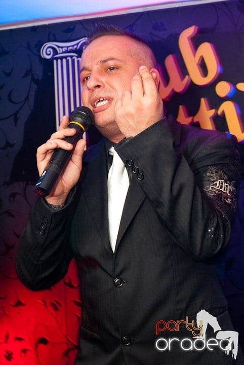Distracţie cu LL Junior în Club Atti's,