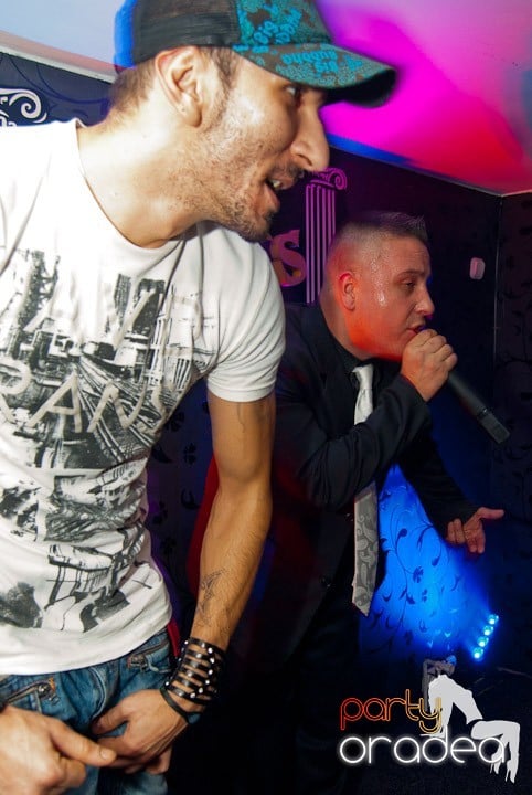 Distracţie cu LL Junior în Club Atti's,