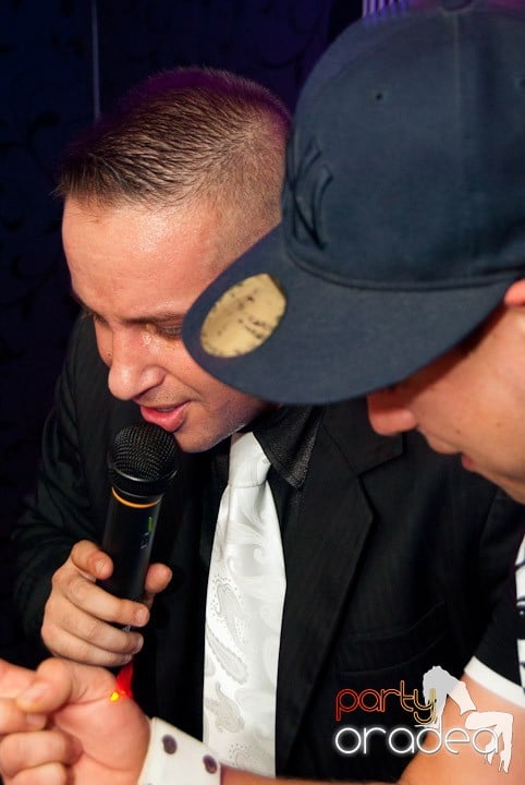 Distracţie cu LL Junior în Club Atti's,